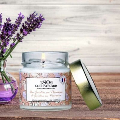 BOUGIE PARFUMÉE UN JARDIN EN PROVENCE, COLLECTION SIGNATURE 180g